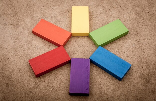 Photo wooden blocks of various colors