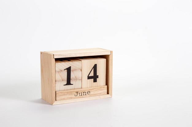 나무 달력 6월 14일  바탕에