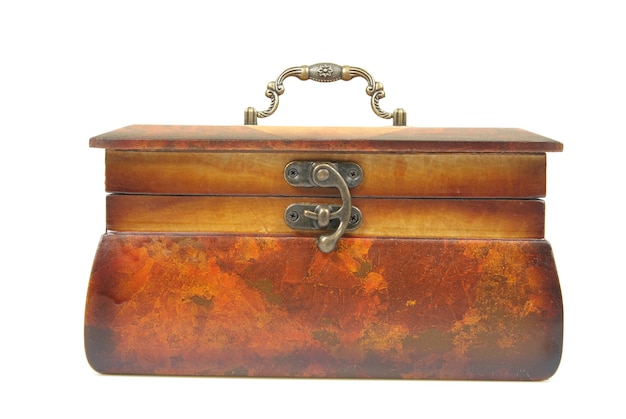 Photo wooden casket isolated on a white background