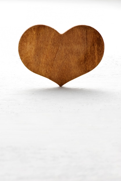 Foto cuore di legno