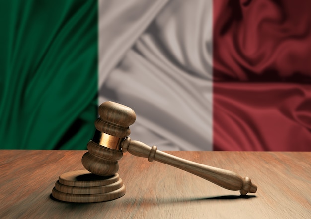 나무 판사의 망치 이탈리아의 국기와 함께 법과 정의의 상징. 이탈리아 사법 시스템. 3D 렌더링