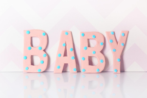 Word Baby op lichte achtergrond