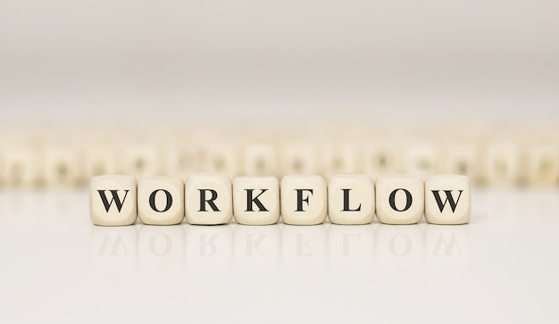 Word Workflow gemaakt met houten bouwstenen