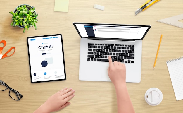 태블릿 및 노트북 디스플레이에서 AI 앱으로 작업 장치 디스플레이의 채팅 봇 앱 및 채팅 부팅 인터페이스 개념 키보드에 입력하는 손 위쪽 보기 플랫 레이아웃 구성