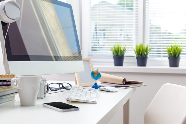 Working table with computer