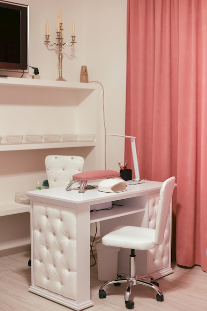 Manicure Table and Chair Set for Celebrity Nail Shops