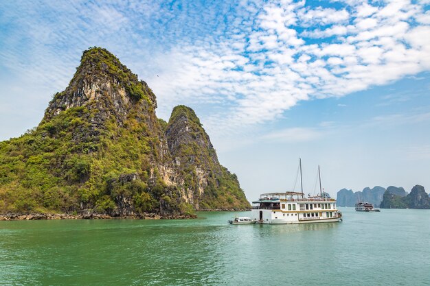 World natural heritage Halong bay, Vietnam