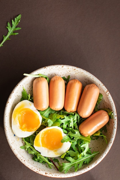 Worst Salade Gepocheerd Ei Bladeren Groene Bloemblaadjes Sla Mix Vers Gezond