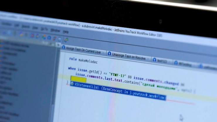 Photo writing programming code on monitor writing program code on computer website programming code