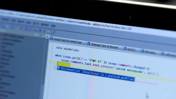 Photo writing programming code on monitor writing program code on computer website programming code