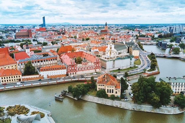 Wroclaw stad panorama oude stad in luchtfoto van wroclaw