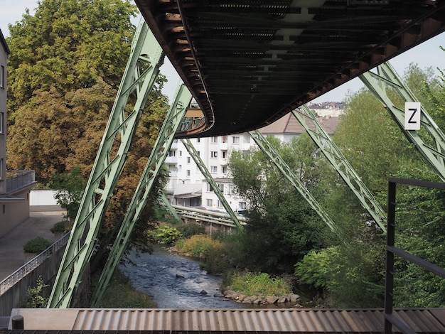 Photo wuppertaler schwebebahn (wuppertal suspension railway)