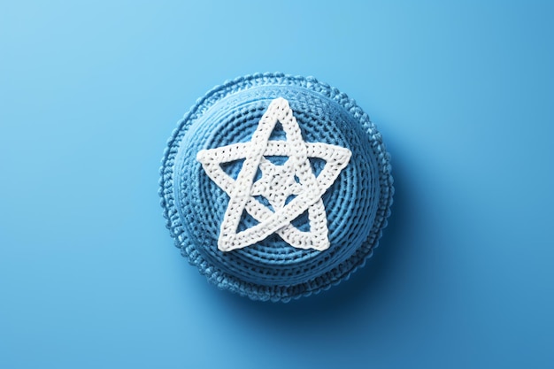 Photo yarmulke jewish symbol on blue background