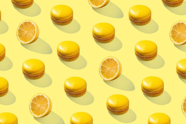 A yellow background with a yellow background that says lemon on it.