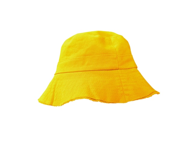 Foto cappello a secchio giallo isolato su bianco