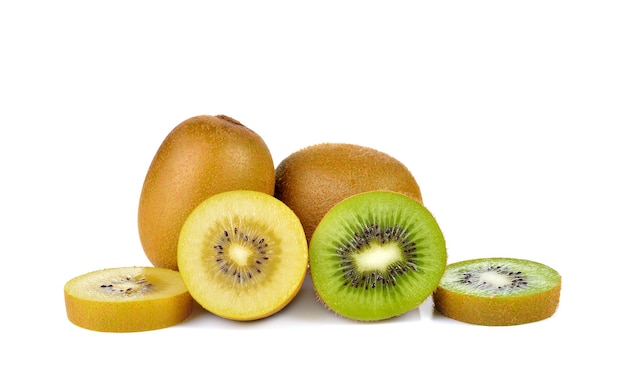 Kiwi giallo e verde isolato