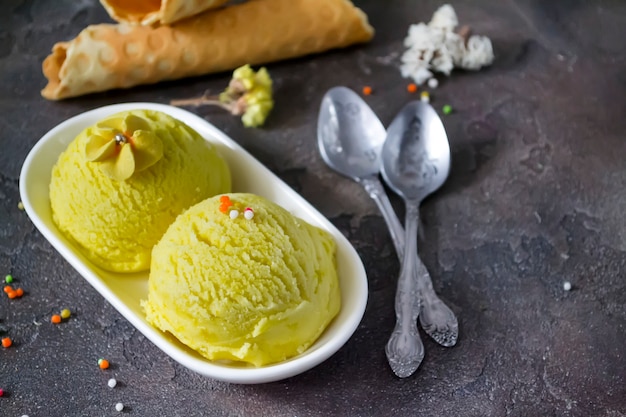 Yellow ice cream