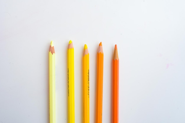 yellow orange Color pencils macro wallpaper