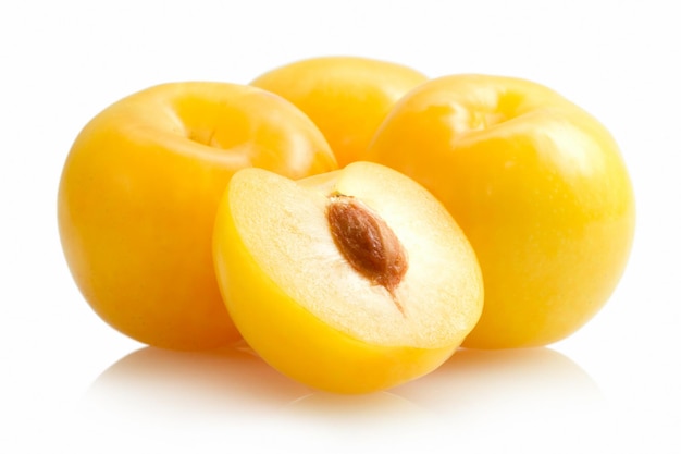 Photo yellow plums