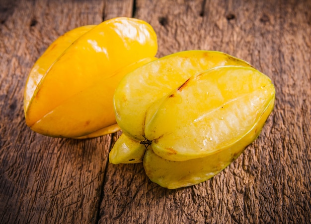 Yellow star fruit or star apple