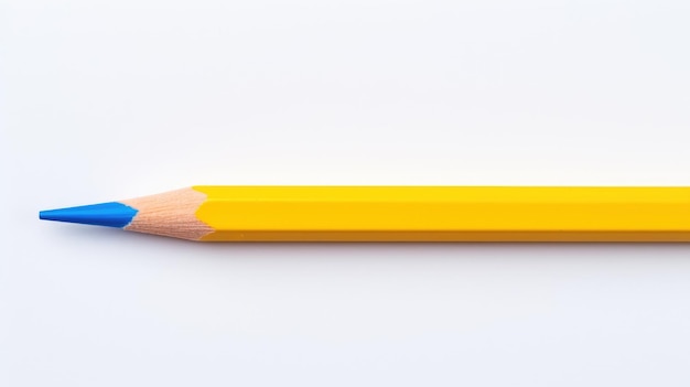사진 흰색 배경에 노란색 파란색 연필