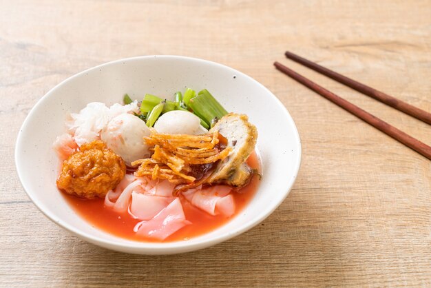 (Yen-Ta-Four) - Thai Style Noodle with assorted tofu and fish ball in Red Soup - Asian food style