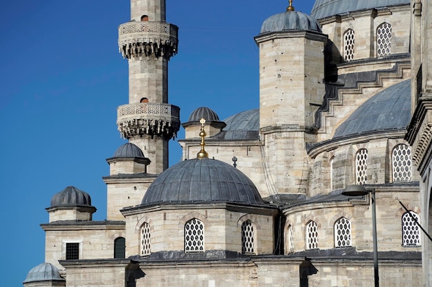 Foto la moschea yeni nuova moschea o moschea del valide sultan istanbul turchia