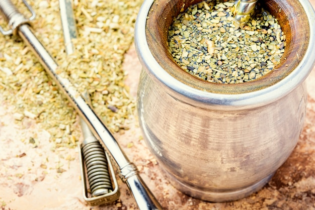 Yerba mate thee