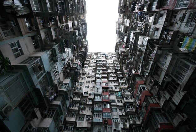 Photo yick fat building quarry bay hong kong residential area in old apartment