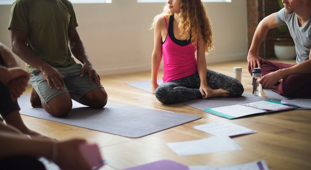 Foto concetto di classe di yoga