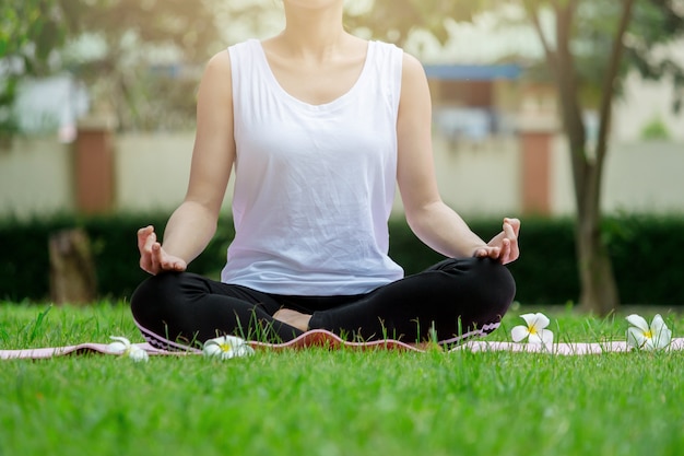 Yoga in de buitenlucht.