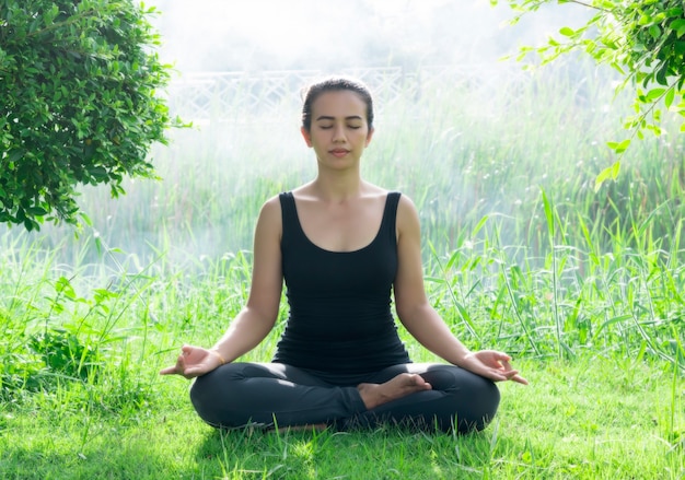 Photo yoga in nature