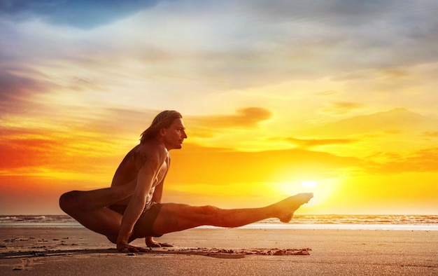 Yoga op het strand