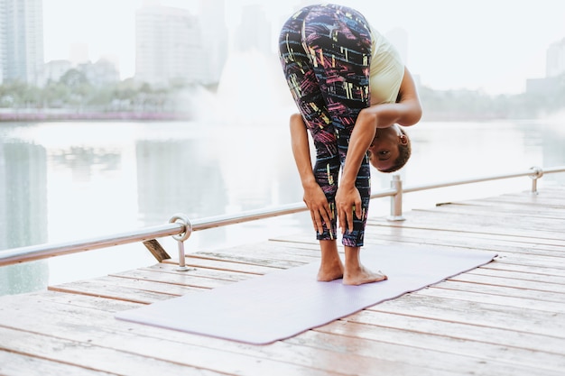 Photo yoga in the park