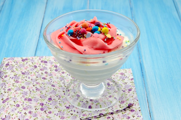 Yoghurt dessert