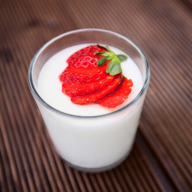 Yoghurt Met Aardbei