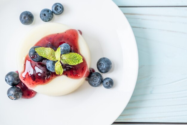 yogurt pudding with fresh blueberries