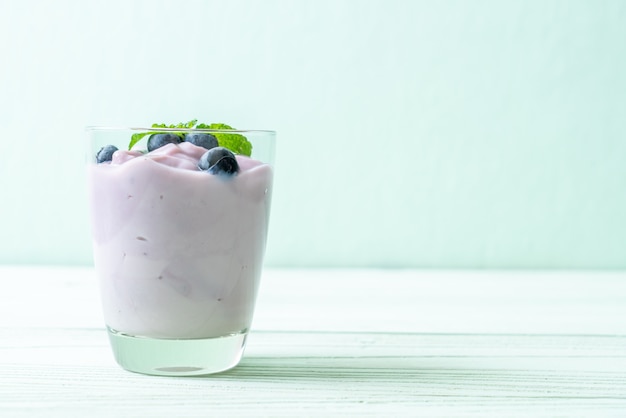 yogurt with fresh blueberries