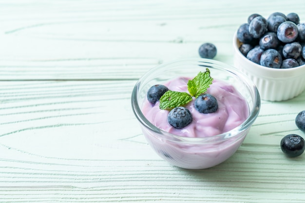 yogurt with fresh blueberries