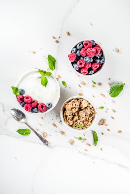 Yogurt with granola and berries