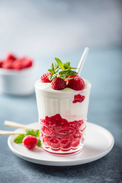 Yogurt with raspberry and mint