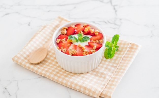 yogurt with strawberry and granola 