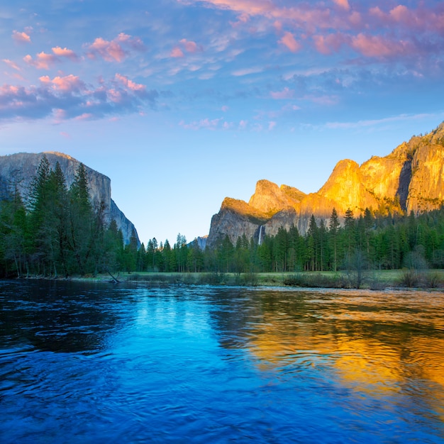 Yosemite Merced River el Capitan en Half Dome