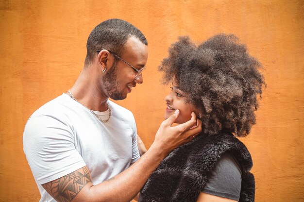 Photo young african couple in love