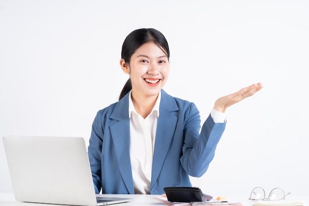 Young Asian businesswoman working concept