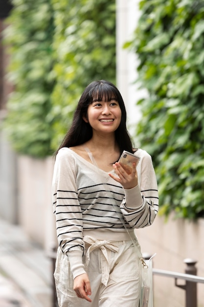 写真 若いアジア人の肖像画