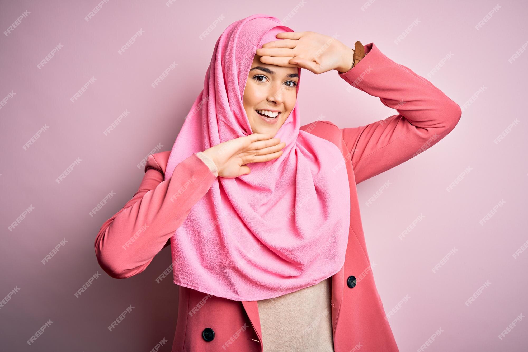 Premium Vector  Young muslim woman wearing hijab taking selfie aesthetic  profile pink background