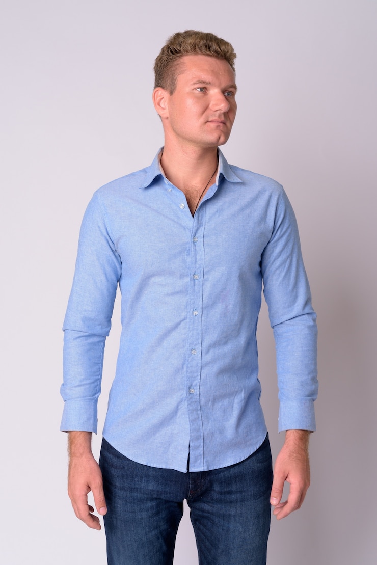 Photo young businessman with blond hair