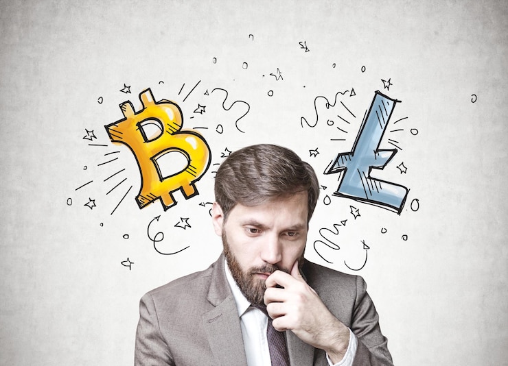 Photo young businessman with dark hair and a beard wearing a suit is thinking. a concrete wall background with a cryptocurrency sketch. bitcoin concept of doubt and choice in decision making