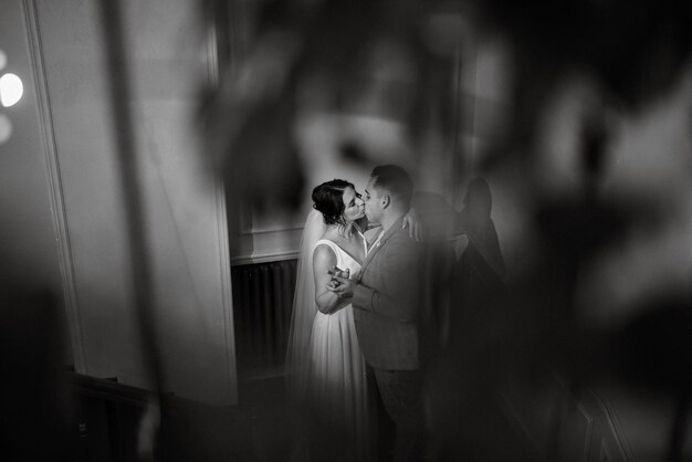 Photo young couple the groom in and the bride on a walk